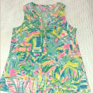 Sleeveless Essie top- EUC- Like New